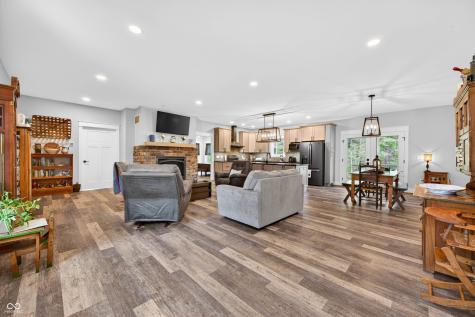 5980 Pine Tree Lane Morgantown IN 46160