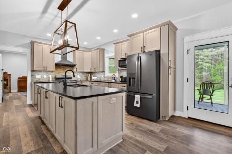 5980 Pine Tree Lane Morgantown IN 46160