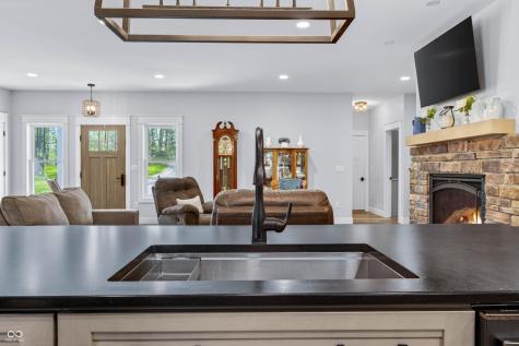 5980 Pine Tree Lane Morgantown IN 46160
