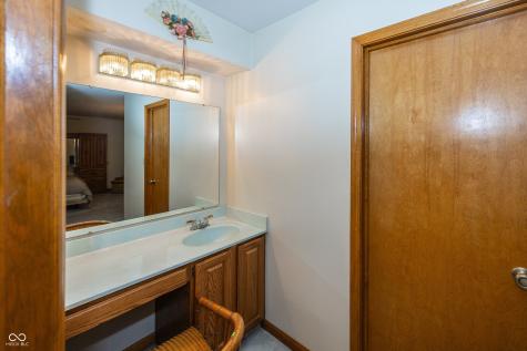 7448 W 100 North Greenfield IN 46140