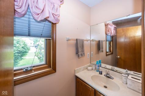 7448 W 100 North Greenfield IN 46140