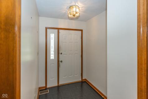 7448 W 100 North Greenfield IN 46140