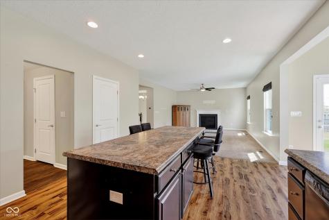 2859 Holiday Way Greenwood IN 46143