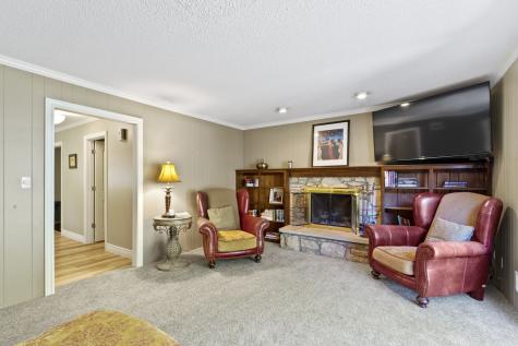 380 Patricia Court Carmel IN 46033