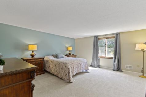 380 Patricia Court Carmel IN 46033