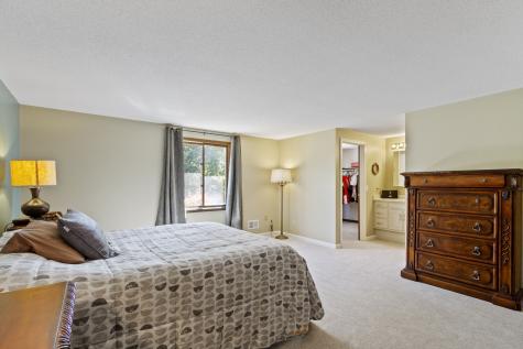 380 Patricia Court Carmel IN 46033