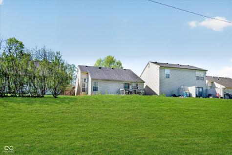 5182 Pin Oak Drive Indianapolis IN 46254