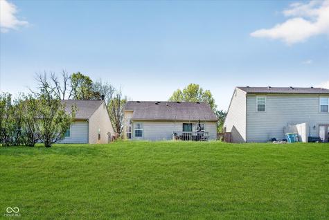 5182 Pin Oak Drive Indianapolis IN 46254