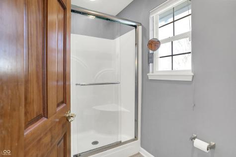 1498 Macintosh Court Avon IN 46123