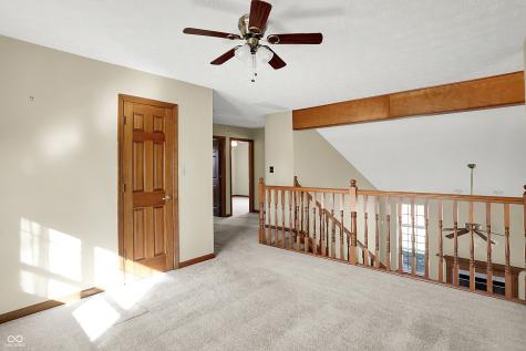 1498 Macintosh Court Avon IN 46123