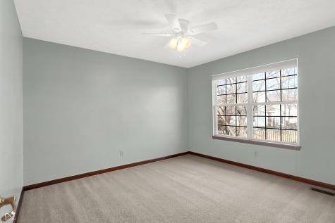 1498 Macintosh Court Avon IN 46123