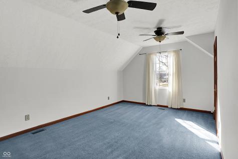 1498 Macintosh Court Avon IN 46123