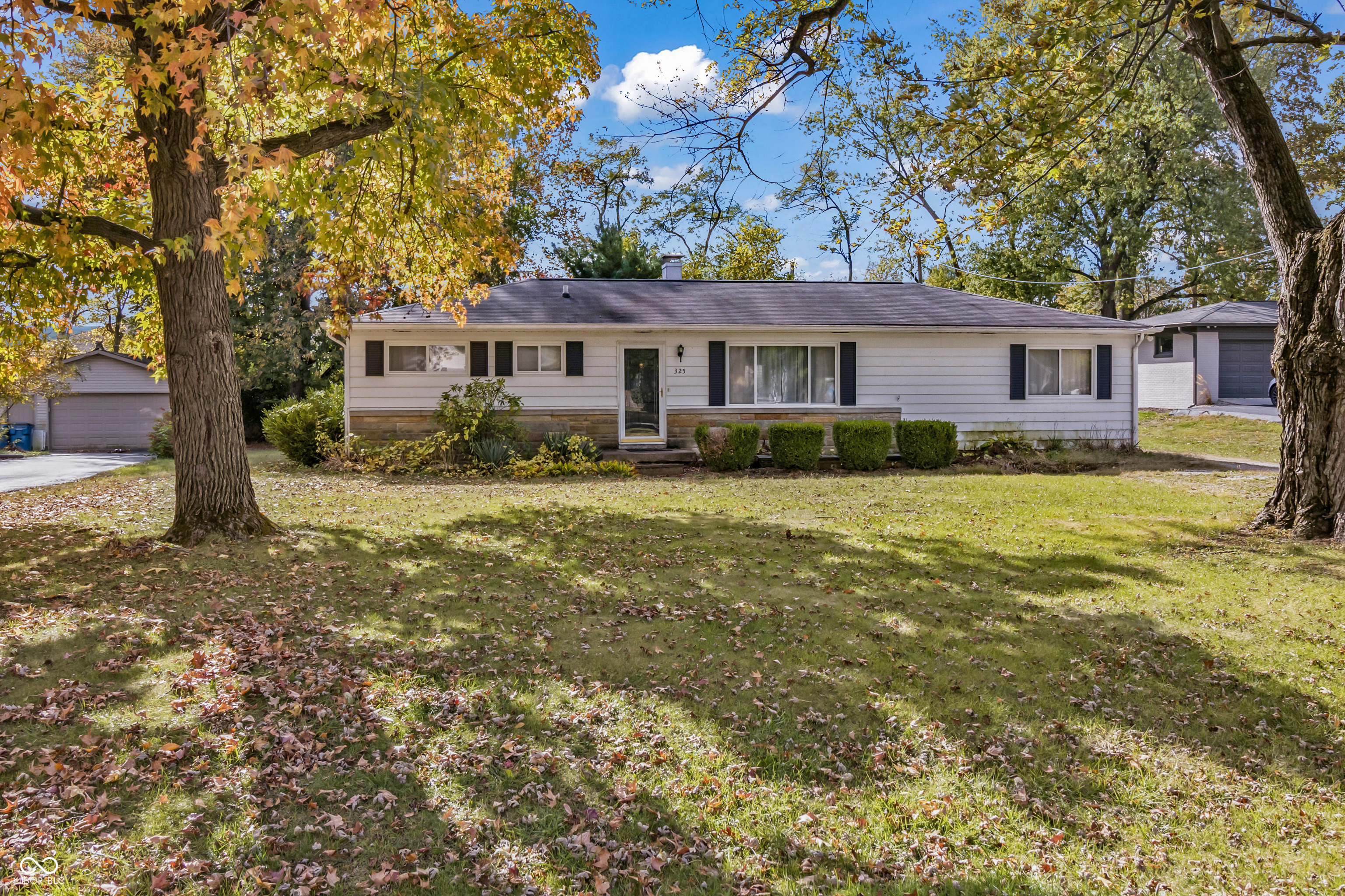 325 Shoshone Drive Carmel IN 46032