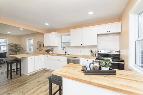 2737 Sangster Avenue Indianapolis IN 46218