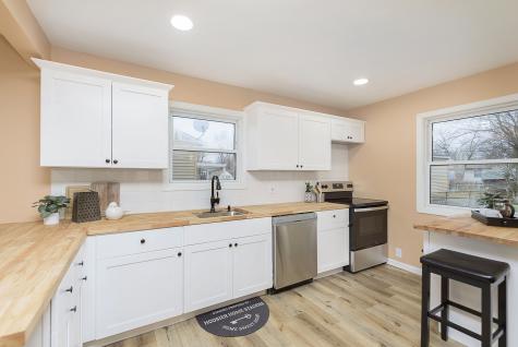 2737 Sangster Avenue Indianapolis IN 46218