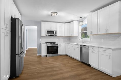 1127 Junco Drive Columbus IN 47203