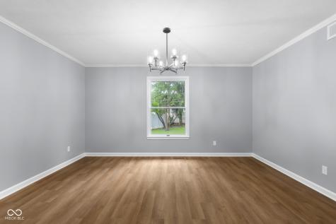 1127 Junco Drive Columbus IN 47203