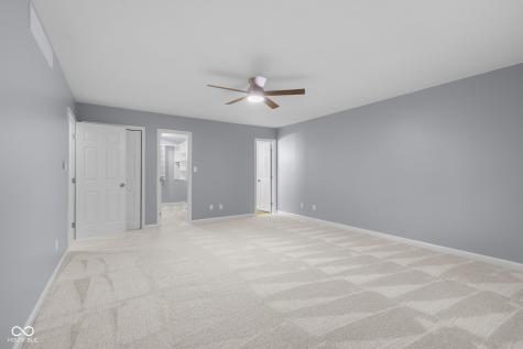 1127 Junco Drive Columbus IN 47203