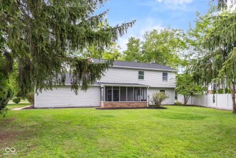 1127 Junco Drive Columbus IN 47203