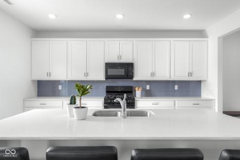 5737 Lauren Lane Columbus IN 47203