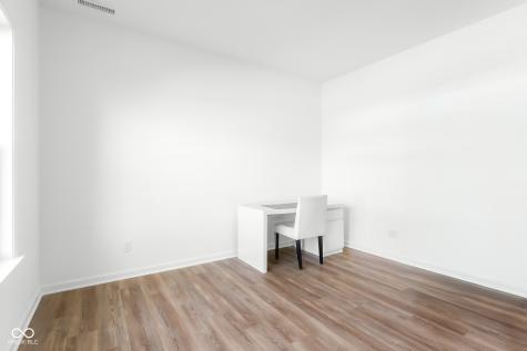 5737 Lauren Lane Columbus IN 47203