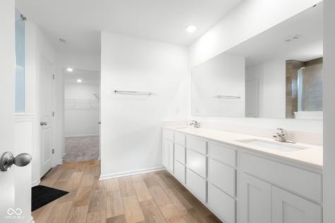 5737 Lauren Lane Columbus IN 47203