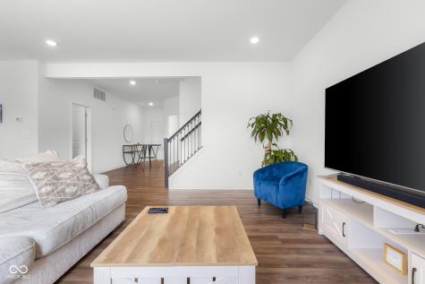 5737 Lauren Lane Columbus IN 47203