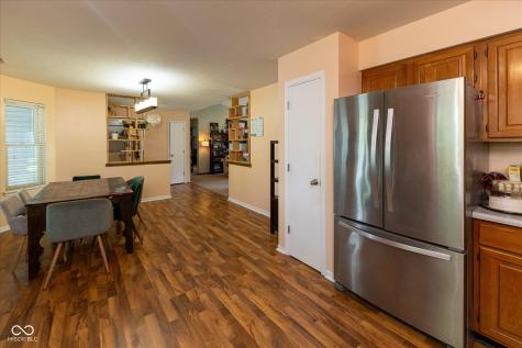 4815 Carlsbad Circle Indianapolis IN 46241