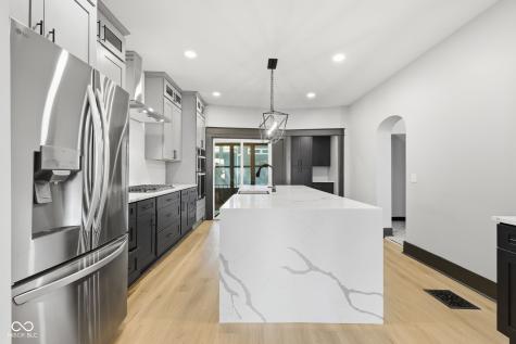 875 Woodruff Place Middle Drive Indianapolis IN 46201