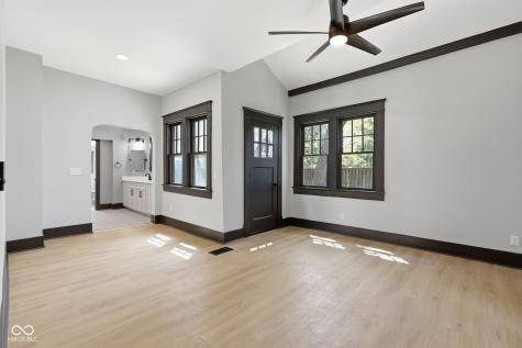 875 Woodruff Place Middle Drive Indianapolis IN 46201