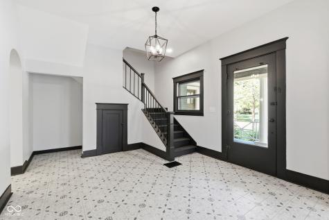 875 Woodruff Place Middle Drive Indianapolis IN 46201