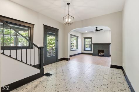 875 Woodruff Place Middle Drive Indianapolis IN 46201