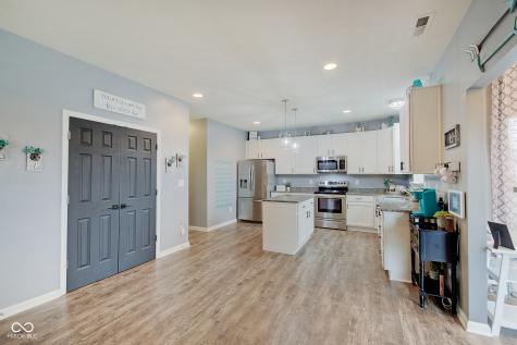7102 Beal Lane Indianapolis IN 46217