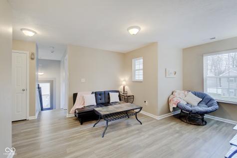 7102 Beal Lane Indianapolis IN 46217