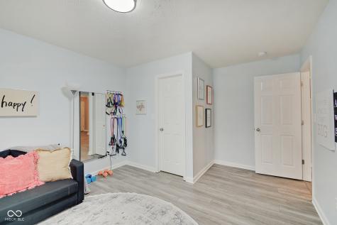 7102 Beal Lane Indianapolis IN 46217