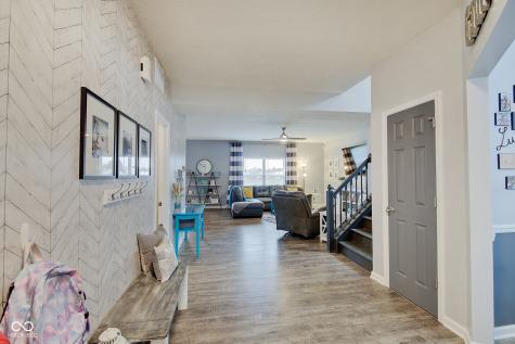 7102 Beal Lane Indianapolis IN 46217