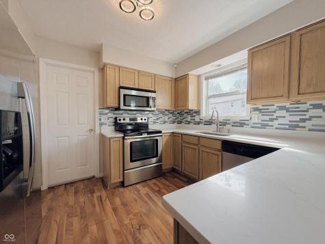 8607 Longspur Court Indianapolis IN 46234