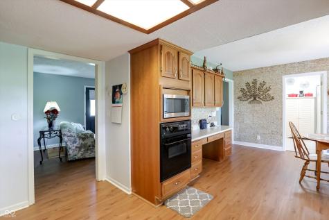 8175 S Mitthoeffer Road Indianapolis IN 46259