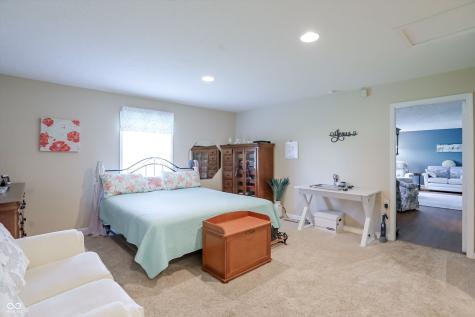 8175 S Mitthoeffer Road Indianapolis IN 46259