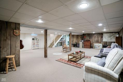 8175 S Mitthoeffer Road Indianapolis IN 46259
