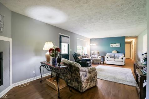 8175 S Mitthoeffer Road Indianapolis IN 46259