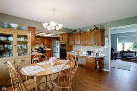 8175 S Mitthoeffer Road Indianapolis IN 46259