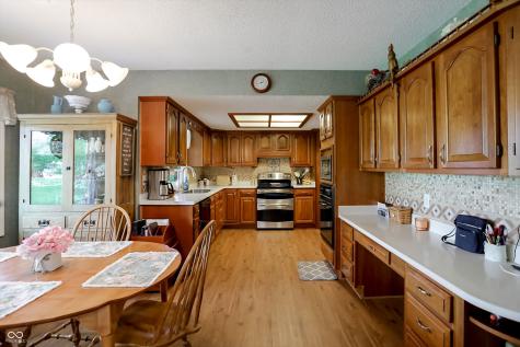 8175 S Mitthoeffer Road Indianapolis IN 46259