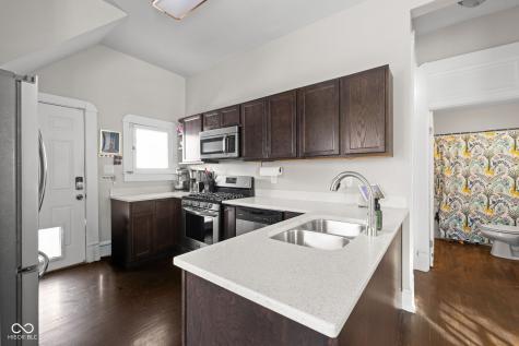 822 N Temple Avenue Indianapolis IN 46201