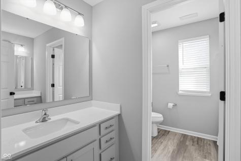 10702 Oak Bend Boulevard Indianapolis IN 46239
