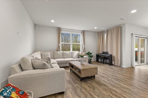 1398 Sarah Way Avon IN 46123