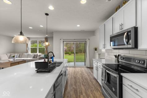 1398 Sarah Way Avon IN 46123