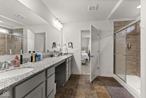 1398 Sarah Way Avon IN 46123