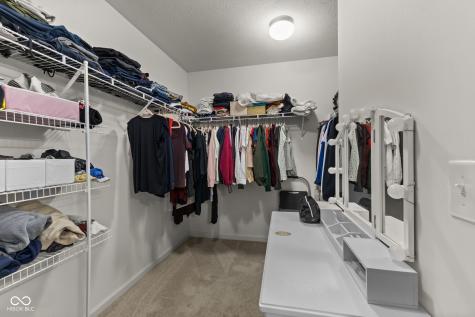 1398 Sarah Way Avon IN 46123