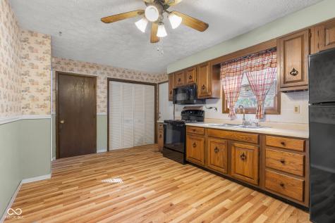 635 Berkshire Drive Seymour IN 47274
